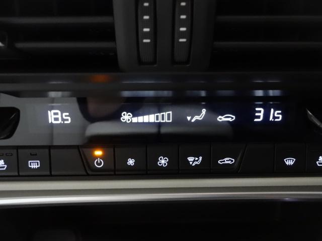 CX-60 3.3 XDハイブリッド エクスクルーシブ モダン ディーゼ 内装ピュアホワイト ドライバー異常時対応システム 純正20インチ切削加工ブラックメタリック塗装アルミホイール 360°ビュー 衝突軽減ブレーキ LEDライト オートハイビーム 追従式クルコン ETC(19枚目)