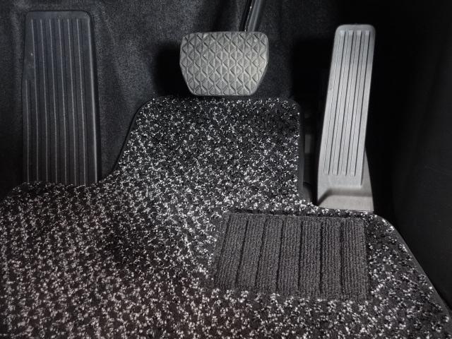 CX-60 3.3 XDハイブリッド エクスクルーシブ モダン ディーゼ 内装ピュアホワイト ドライバー異常時対応システム 純正20インチ切削加工ブラックメタリック塗装アルミホイール 360°ビュー 衝突軽減ブレーキ LEDライト オートハイビーム 追従式クルコン ETC(34枚目)