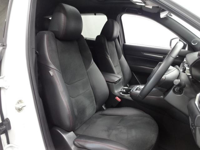 ＣＸ－８ ２．２　ＸＤ　ブラックトーン　エディション　ディーゼルターボ　７人乗り　シート：合成皮革ブラック（赤ステッチ）　サイドガーニッシュ　ルーフレール　電動スライドガラスサンルーフ　１０．２５インチセンターディスプレイ　地上デジタルＴＶチューナー　ボーズサウンドシステ（7枚目）