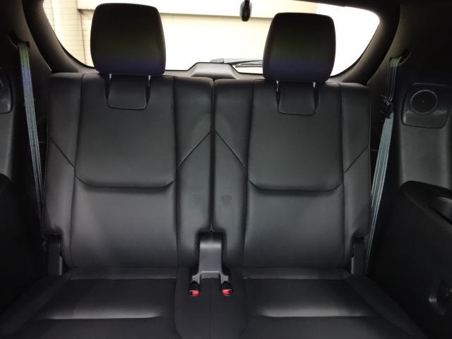 ＣＸ－８ ２．２　ＸＤ　ブラックトーン　エディション　ディーゼルターボ　７人乗り　シート：合成皮革ブラック（赤ステッチ）　サイドガーニッシュ　ルーフレール　電動スライドガラスサンルーフ　１０．２５インチセンターディスプレイ　地上デジタルＴＶチューナー　ボーズサウンドシステ（11枚目）