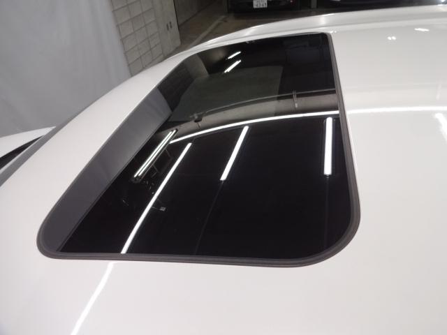 ＣＸ－８ ２．２　ＸＤ　ブラックトーン　エディション　ディーゼルターボ　７人乗り　シート：合成皮革ブラック（赤ステッチ）　サイドガーニッシュ　ルーフレール　電動スライドガラスサンルーフ　１０．２５インチセンターディスプレイ　地上デジタルＴＶチューナー　ボーズサウンドシステ（26枚目）