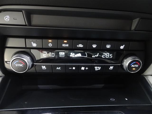 ＣＸ－８ ２．２　ＸＤ　エクスクルーシブ　モード　ディーゼルターボ　６人乗り　内装ピュアホワイト：ナッパレザー　電動スライドガラスサンルーフ　ルーフレール　ハンズフリー機能付きパワーリフトゲート　１０．２５インチセンターディスプレイ　アームレスト付きコンソール　ボーズ（19枚目）