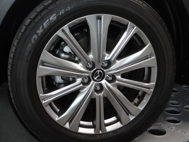 ＣＸ－８ ２．２　ＸＤ　エクスクルーシブ　モード　ディーゼルターボ　６人乗り　内装ピュアホワイト：ナッパレザー　電動スライドガラスサンルーフ　ルーフレール　ハンズフリー機能付きパワーリフトゲート　１０．２５インチセンターディスプレイ　アームレスト付きコンソール　ボーズ（32枚目）