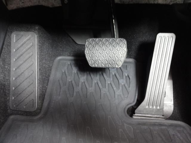 ＣＸ－８ ２．２　ＸＤ　エクスクルーシブ　モード　ディーゼルターボ　６人乗り　内装ピュアホワイト：ナッパレザー　電動スライドガラスサンルーフ　ルーフレール　ハンズフリー機能付きパワーリフトゲート　１０．２５インチセンターディスプレイ　アームレスト付きコンソール　ボーズ（34枚目）