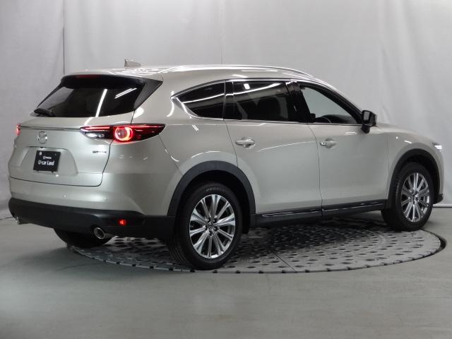 ＣＸ－８ ２．２　ＸＤ　エクスクルーシブ　モード　ディーゼルターボ　６人乗り　内装ピュアホワイト：ナッパレザー　電動スライドガラスサンルーフ　ルーフレール　ハンズフリー機能付きパワーリフトゲート　１０．２５インチセンターディスプレイ　アームレスト付きコンソール　ボーズ（38枚目）