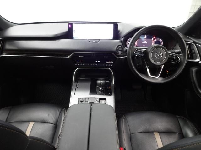 ＣＸ－６０ ３．３　ＸＤハイブリッド　エクスクルーシブ　スポーツ　ディー　ドライバーパーソナライズ（自動ドライビングポジションガイド）　ドライバーパーソナライズ　パノラマサンルーフ　ブラックメタリック塗装アルミホイール　レーンアシスト　ワンオーナ　ＭＲＣＣ　ドラレコ　禁煙（2枚目）