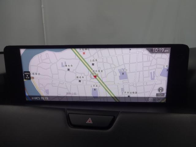 ＣＸ－６０ ３．３　ＸＤハイブリッド　エクスクルーシブ　スポーツ　ディー　ドライバーパーソナライズ（自動ドライビングポジションガイド）　ドライバーパーソナライズ　パノラマサンルーフ　ブラックメタリック塗装アルミホイール　レーンアシスト　ワンオーナ　ＭＲＣＣ　ドラレコ　禁煙（4枚目）