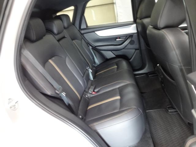 ＣＸ－６０ ３．３　ＸＤハイブリッド　エクスクルーシブ　スポーツ　ディー　ドライバーパーソナライズ（自動ドライビングポジションガイド）　ドライバーパーソナライズ　パノラマサンルーフ　ブラックメタリック塗装アルミホイール　レーンアシスト　ワンオーナ　ＭＲＣＣ　ドラレコ　禁煙（10枚目）