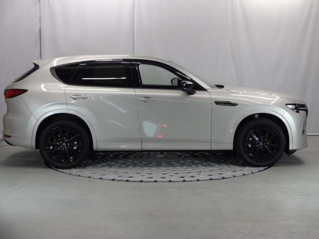 ＣＸ－６０ ３．３　ＸＤハイブリッド　エクスクルーシブ　スポーツ　ディー　ドライバーパーソナライズ（自動ドライビングポジションガイド）　ドライバーパーソナライズ　パノラマサンルーフ　ブラックメタリック塗装アルミホイール　レーンアシスト　ワンオーナ　ＭＲＣＣ　ドラレコ　禁煙（39枚目）