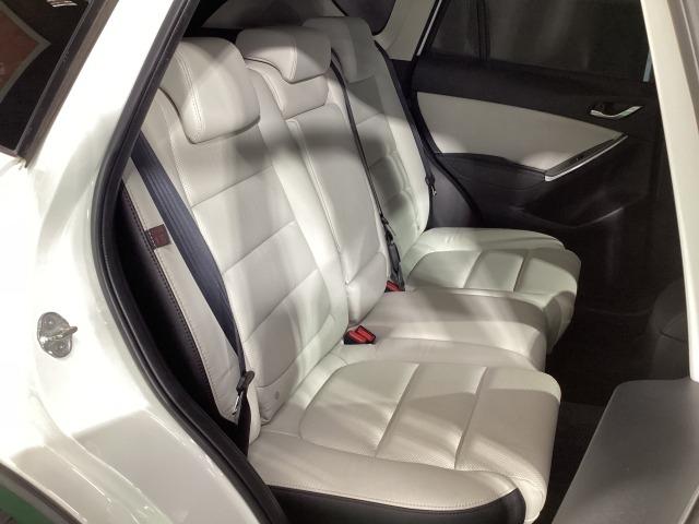 ＣＸ－５ ２．２　ＸＤ　Ｌパッケージ　ディーゼルターボ　スマート・シティ・ブレーキ・サポート＆ＡＴ誤発進抑制制御　リアパーキングセンサー　ＳＢＳ＆ＭＲＣＣ　ドライバー・アテンション・アラート　マツダコネクトナビ　ＣＤ／ＤＶＤ＋地デジチューナー　ＢＯＳＥサウ（10枚目）