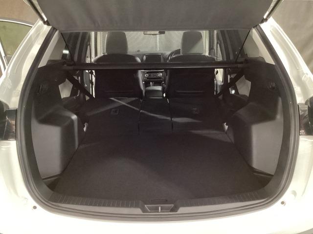 ＣＸ－５ ２．２　ＸＤ　Ｌパッケージ　ディーゼルターボ　スマート・シティ・ブレーキ・サポート＆ＡＴ誤発進抑制制御　リアパーキングセンサー　ＳＢＳ＆ＭＲＣＣ　ドライバー・アテンション・アラート　マツダコネクトナビ　ＣＤ／ＤＶＤ＋地デジチューナー　ＢＯＳＥサウ（12枚目）