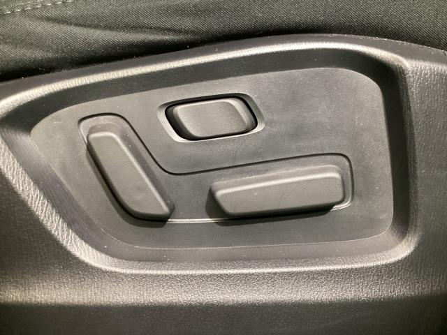 �p���[�V�[�g�𑕔��I�̊i��D�݂ɉ������|�W�V�������X���[�Y�ɒ����ł��܂��B