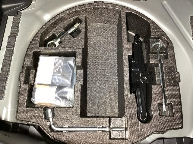 デミオ １．５　１５Ｓ　ツーリング　ダークガラス　マツダコネクトナビ　外部接続ハブ　ＬＥＤヘッドライト　運転席＆助手席シートヒーター　アドバンストキー　フルオートエアコン　コーナーソナー　地デジ　インテリジェントキー　記録簿　ＤＶＤ（40枚目）