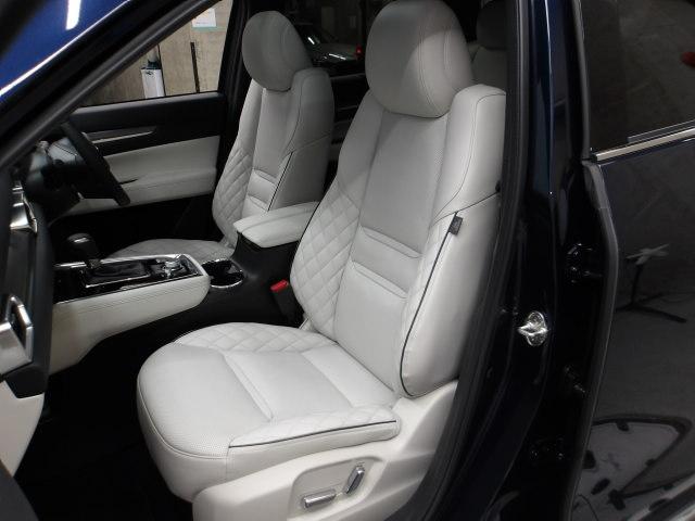 �^�]�ɏW�����Ȃ���A�K�v�ȏ��𓦂��Ȃ��B�w�b�Y�A�b�v�R�N�s�b�g�B