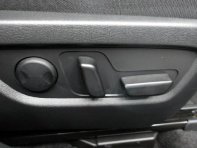 �p���[�V�[�g�𑕔��I�̊i��D�݂ɉ������|�W�V�������X���[�Y�ɒ����ł��܂��B