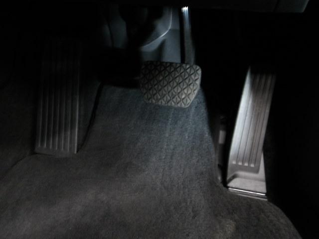 �h���S�������邱�ƂȂ����m�Ƀy�_���𑀍삷�邱�Ƃ��o���܂��B�̊i�Ɋ֌W�Ȃ����R�Ń����b�N�X�����^�]�p�����Ƃ邱�Ƃ��\�ł���h