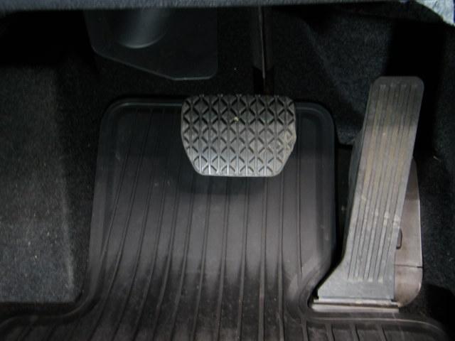 �h���S�������邱�ƂȂ����m�Ƀy�_���𑀍삷�邱�Ƃ��o���܂��B�̊i�Ɋ֌W�Ȃ����R�Ń����b�N�X�����^�]�p�����Ƃ邱�Ƃ��\�ł���h