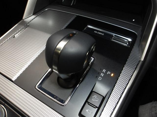 �u����A�~�܂�A�Ȃ���v�ƌ���������̂��܂��܂ȃV�[���Ŏv���ʂ�ɑ��銴�o���y���߂�W���I�[�g�}�𓋍ځB