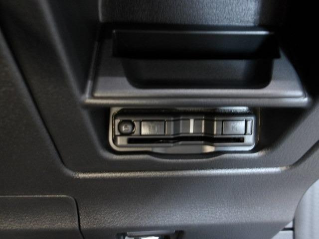 ＣＸ－３０ ２．０　２０Ｓ　ツーリング　３６０°セーフティ＆コンフォートパッケージ　ブラックレザーパッケージ　ＢＯＳＥ　運転席パワーシート　１０．２５インチセンターディスプレイ　禁煙　パワーリアゲート　レーダークルーズコントロール　ＬＥＤ（23枚目）