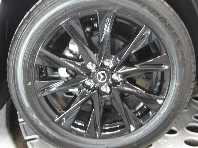 �����P�X�C���`�A���~�z�C�[�����{�f�B�f�U�C��������w�����������܂��B