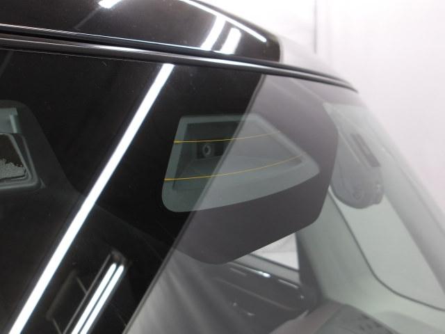 �y�f���A���Z���T�[�u���[�L�T�|�[�g�z�t�����g�K���X�ɐݒu�����f���A���Z���T�[���O���̎Ԃ�l�����m�B���[�U�[���[�_�[�ƒP��J������g�ݍ��킹�āA������̊댯�����m���A�Փˉ�����T�|�[�g���܂��I