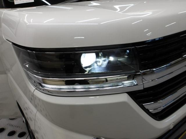 �k�d�c�w�b�h���C�g�����I���邢���F���Ŗ�ԑ��s���̍������F�����m�ۂ��A�k�d�c�Ȃ�ł͂̏ȓd�͉��Œ�R��ɂ��v�����Ă��܂��B