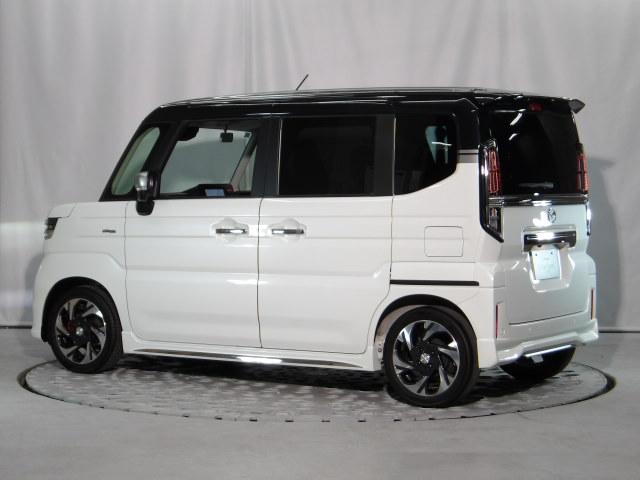 �A�h�o���X�g�L�[���g�т��Ă��邾���ŁA�h�A�A�g�����N�̎{���^�J�����s���܂��B�J�̓���ו��Ŏ肪�ǂ����Ă��鎞�ɁA���ɏ�������K�ȑ����ł��B