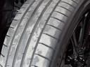 各タイヤの溝もたっぷり７ミリ残っております。