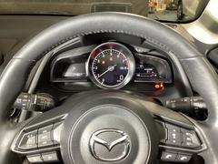 �ɥ饤�С����濴�˰�İ��ðǰ���᤭���϶����Ⱦ������ͻ�礷������ʥǥ��������Ѥ��ޤ���������ץ�ʤ��������夤���᡼�����ѥͥ����ͤ�ʷ�ϵ����Ф��ޤ��� 3