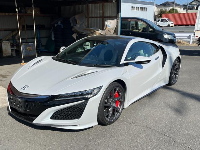 ＮＳＸ ベースグレード　カーボンエクステリアスポーツＰＫＧ　カーボンインテリアスポーツＰＫＧ　カーボンセラミックローター　カーボンファイバーエンジンカバー　カーボンリアデッキスポイラー　セミアニリン＆アルカンターラ電動シート（18枚目）