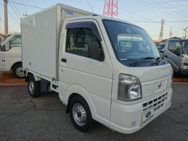 日産 ＮＴ１００クリッパートラック