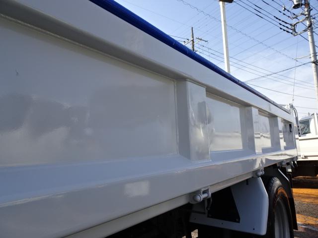 エルフトラック 　３ｔ積載ダンプ　４ナンバー　フルフラットロー　３．０Ｄターボ　スムーサーＥｘ　コボレーン　キーレス　ドラレコ　ＥＴＣ付き　極東開発製３トンダンプ（21枚目）