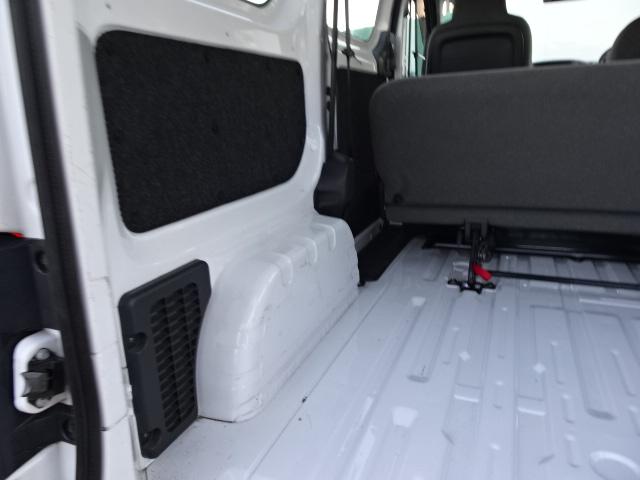 ＮＶ２００バネットバン ＤＸ　５ドア　１．６ガソリン　オートマ　キーレス　ＡＢＳ　Ｗエアバッグ　両サイドドア　ワンオーナー　　　　　　ＤＢＦ－ＶＭ２０（32枚目）