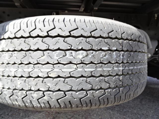 ダイナトラック ロングＳシングルジャストロー　１．２５ｔ積載１０尺　２．０ガソリン　５ＭＴ　ＡＢＦ－ＴＲＹ２３０（48枚目）
