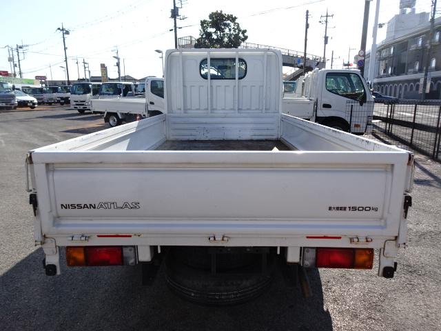 アトラストラック ロングスーパーロー 1.5t積載10尺平ボディ 2.0ガソリン 5MT ABS エアバッグ リヤWタイヤ 電動格納ミラー CBF-SQ2F24(8枚目)