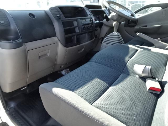 アトラストラック ロングスーパーロー 1.5t積載10尺平ボディ 2.0ガソリン 5MT ABS エアバッグ リヤWタイヤ 電動格納ミラー CBF-SQ2F24(24枚目)