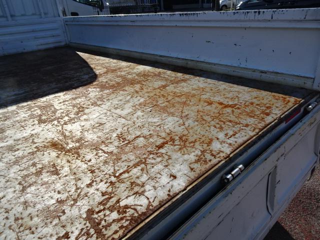 アトラストラック ロングスーパーロー 1.5t積載10尺平ボディ 2.0ガソリン 5MT ABS エアバッグ リヤWタイヤ 電動格納ミラー CBF-SQ2F24(43枚目)