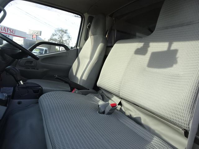 デュトロルートバン リヤ観音ドア 2t積載 4.0Dターボ オートマ バック&左側面モニター ナビ 左右独立電動格納ミラー ETC TKG-XZC605Y(31枚目)