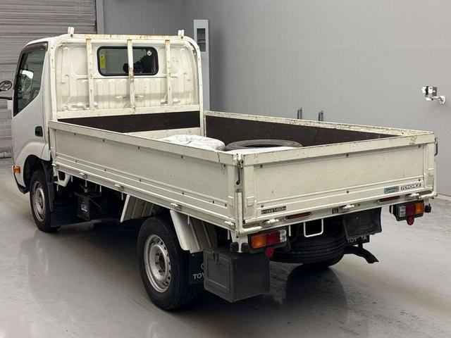 ダイナトラック ロングシングルジャストロー 1.45t積載10尺平ボディ 3.0ディーゼルターボ オートマ カスタム仕様 メッキグリル モケットシート キーレス 木目調パネル ETC 電動格納ミラー QDF-KDY231(14枚目)