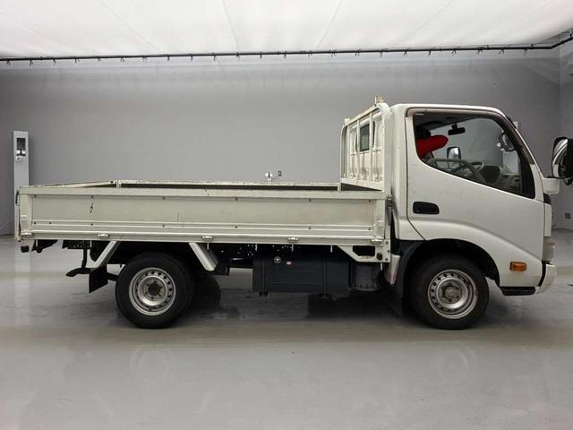 ダイナトラック ロングシングルジャストロー 1.45t積載10尺平ボディ 3.0ディーゼルターボ オートマ カスタム仕様 メッキグリル モケットシート キーレス 木目調パネル ETC 電動格納ミラー QDF-KDY231(17枚目)