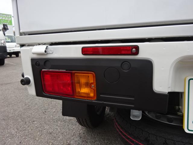 ハイゼットトラック 　冷凍車　－２５℃設定　サーマルマスター製冷凍機　スマアシ　レーンアシスト　２コンプレッサー　強化サス　ハロゲンヘッドライト　コーナーセンサー　ヒルホールドシステム　ＶＳＣ＆ＴＲＣ　ＣＶＴ（19枚目）