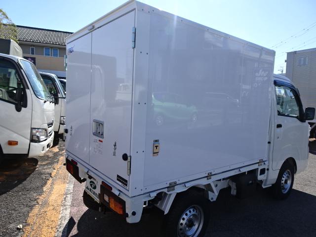 ハイゼットトラック 　冷凍車　－２５℃設定　サーマルマスター製冷凍機　スマアシ　レーンアシスト　２コンプレッサー　強化サス　ハロゲンヘッドライト　コーナーセンサー　ヒルホールドシステム　ＶＳＣ＆ＴＲＣ　ＣＶＴ（25枚目）
