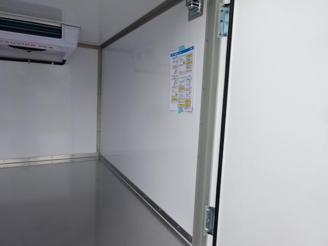 ハイゼットトラック 　冷凍車　－２５℃設定　サーマルマスター製冷凍機　スマアシ　レーンアシスト　２コンプレッサー　強化サス　ハロゲンヘッドライト　コーナーセンサー　ヒルホールドシステム　ＶＳＣ＆ＴＲＣ　ＣＶＴ（47枚目）