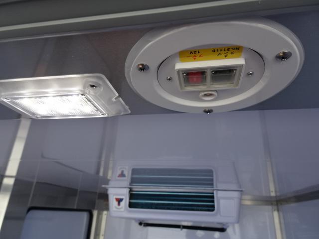 ハイゼットトラック 　冷凍車　－２５℃設定　サーマルマスター製冷凍機　スマアシ　省力パック　レーンアシスト　２コンプレッサー　強化サス　ハロゲンヘッドライト　コーナーセンサー　キーフリー　ヒルホールドシステム　ＣＶＴ（58枚目）