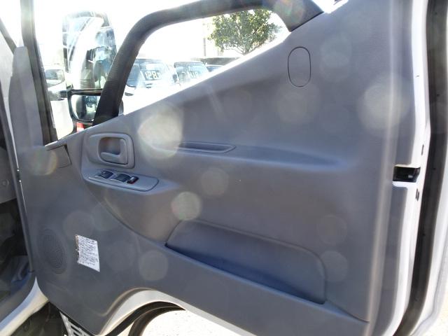 ダイナトラック フルジャストロー　２ｔ積載１０尺　４．０Ｄターボ　オートマ　プリクラッシュセーフティ　ナビＴＶ　スマートインナーミラー　ドラレコ　ＥＴＣ　２ＲＧ－ＸＺＣ６０５（48枚目）