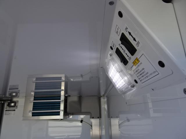 ハイゼットトラック 冷凍車 純正中温 デンソー製冷凍機 省力&LEDパック スマアシ キーフリー スマートインナーミラー 電動格納ミラ- コ-ナ-センサ- イモビ CVT(49枚目)