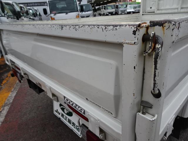 ダイナトラック Sシングルジャストロー 1.25t積載9尺平ボディ 2.0ガソリン オートマ ナビ TV ETC ドラレコ Wエアバッグ スチール床 ABF-TRY220(24枚目)