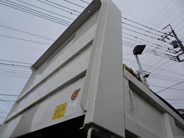 デュトロ ダンプ　新明和製３ｔ積載ダンプ　４．０Ｄターボ　オートマ　プリクラッシュセーフティ　４ナンバー　電動格納ミラー　ＥＴＣ　車両総重量Ｋｇ　２ＫＧ－ＸＺＵ６００Ｔ（29枚目）