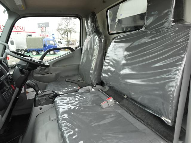 デュトロ ダンプ　新明和製３ｔ積載ダンプ　４．０Ｄターボ　オートマ　プリクラッシュセーフティ　４ナンバー　電動格納ミラー　ＥＴＣ　車両総重量Ｋｇ　２ＫＧ－ＸＺＵ６００Ｔ（56枚目）