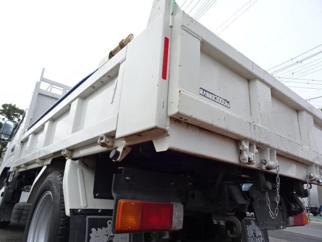 デュトロ ダンプ　新明和製３ｔ積載ダンプ　４．０Ｄターボ　オートマ　プリクラッシュセーフティ　４ナンバー　電動格納ミラー　ＥＴＣ　車両総重量Ｋｇ　２ＫＧ－ＸＺＵ６００Ｔ（78枚目）